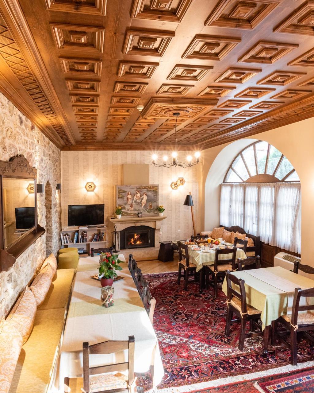 Kaza Guesthouse Димицана Екстериор снимка