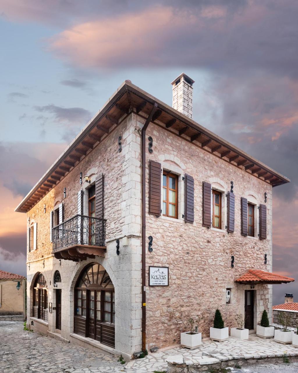 Kaza Guesthouse Димицана Екстериор снимка