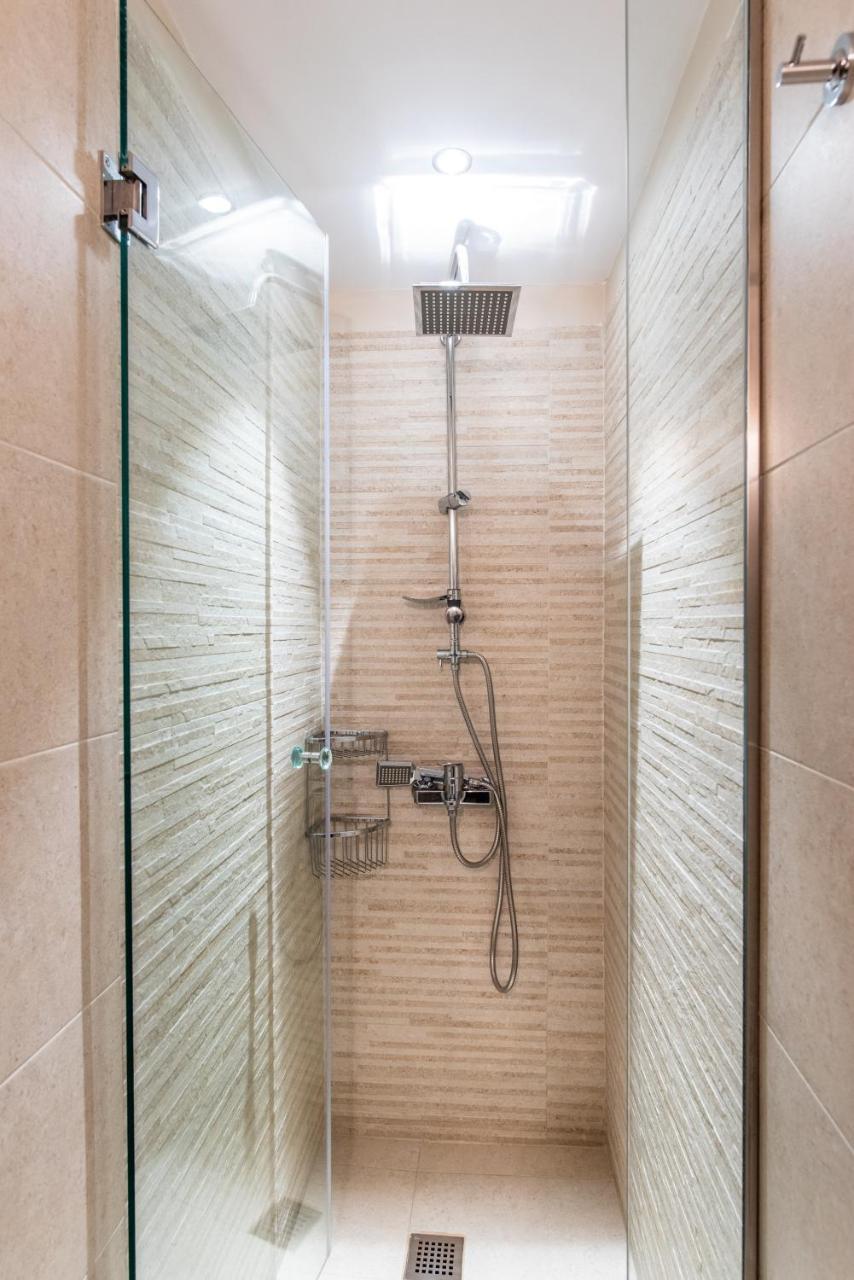 Kaza Guesthouse Димицана Екстериор снимка