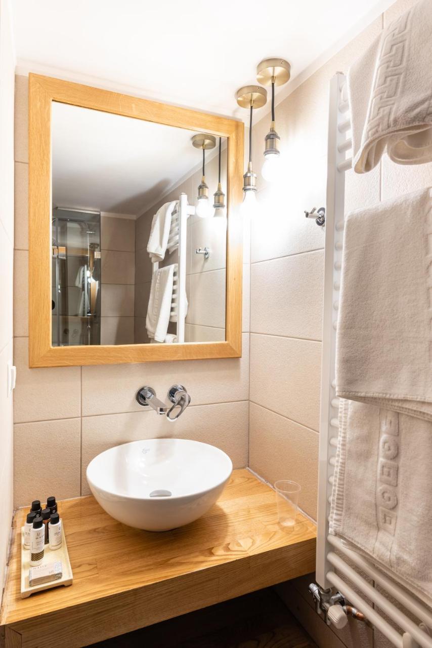 Kaza Guesthouse Димицана Екстериор снимка