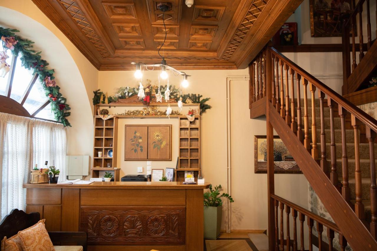Kaza Guesthouse Димицана Екстериор снимка